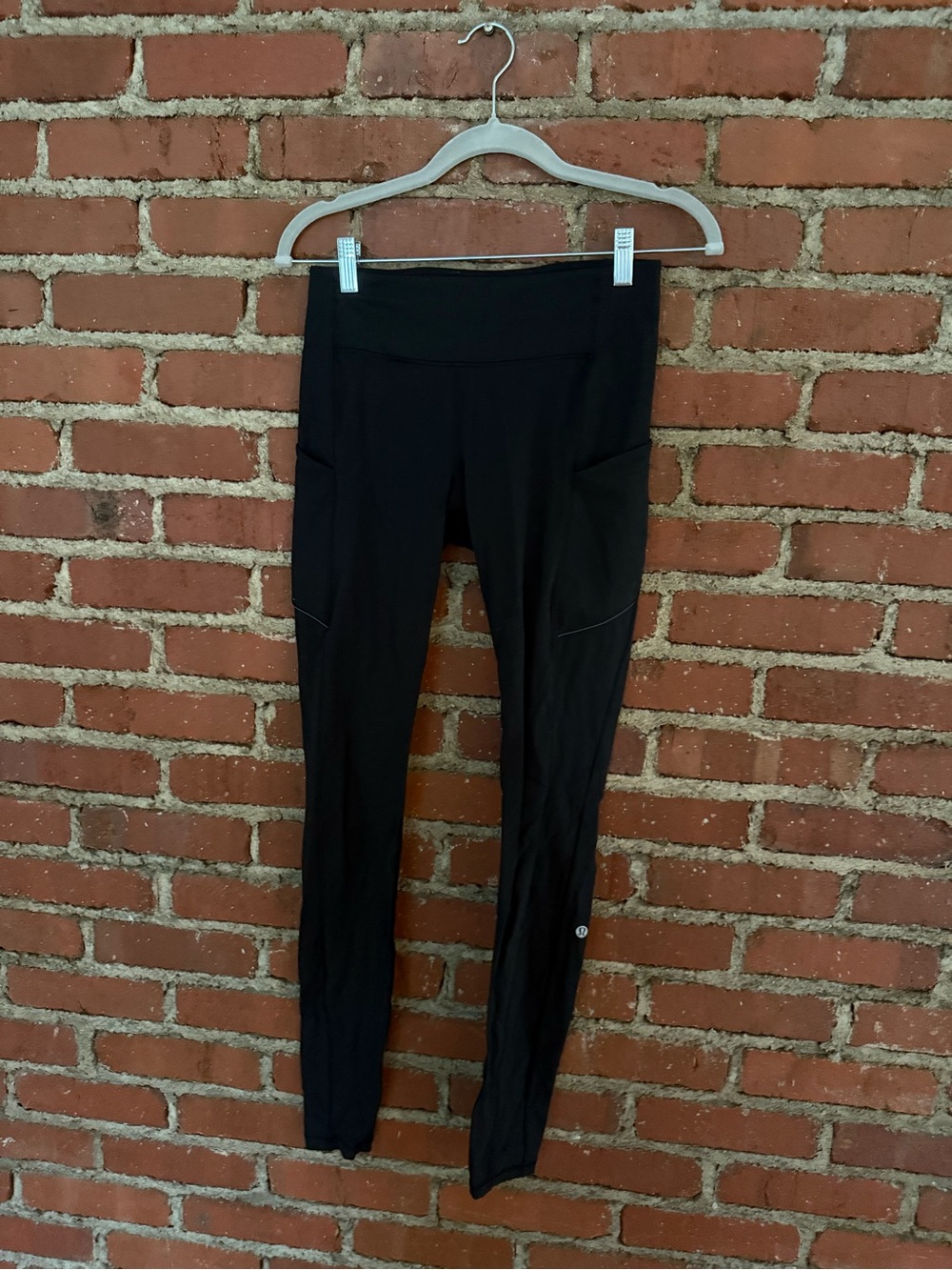 Lululemon leggings with pockets